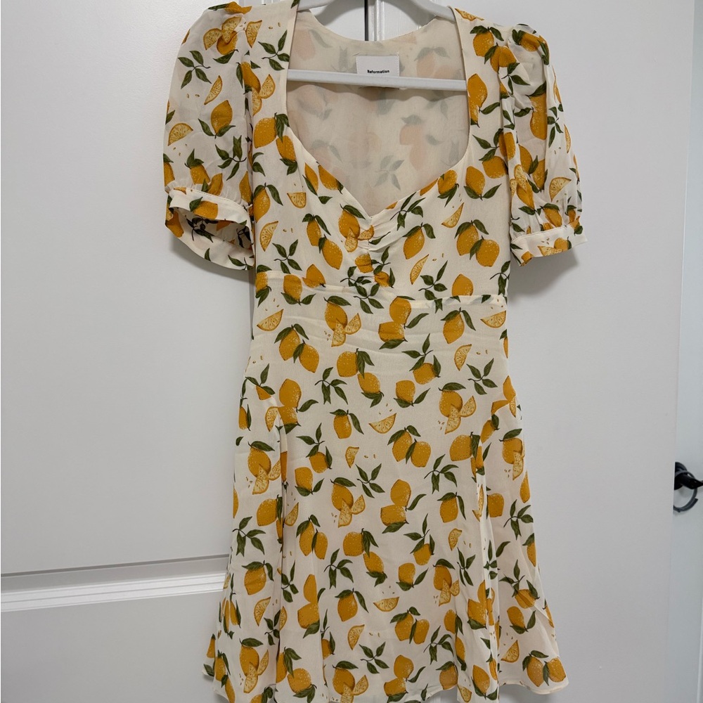 New w/o tags Lemon Print Cream Dress